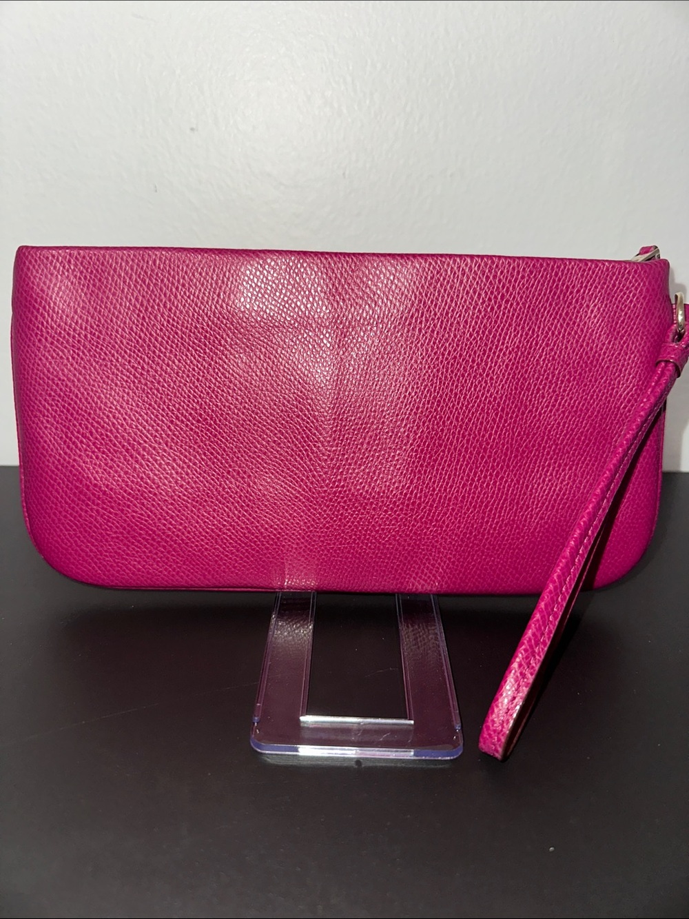 Coach Fuchsia Pebbled Leather Large Wristlet NWOT - Picture 7 of 13